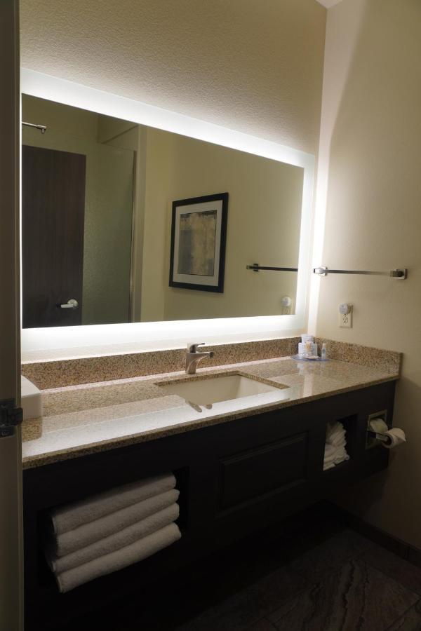 Comfort Inn & Suites Medina Dış mekan fotoğraf